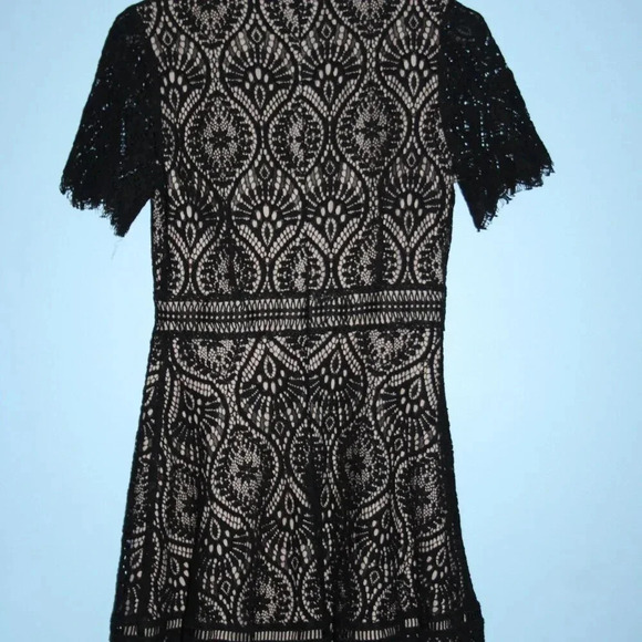 BB Dakota RSVP Black Lace Cocktail Dress A-Line Cut Fancy Mock Neck - Picture 7 of 15